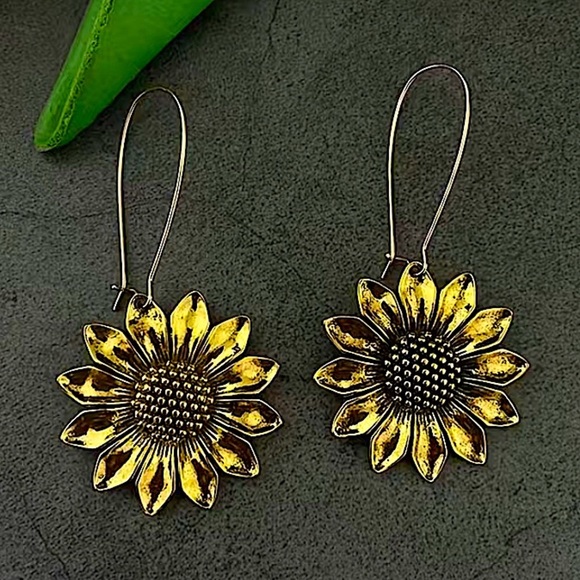 Gold Vintage Sunflower Handmade Boho Geometric Dangle Earrings - Picture 2 of 6